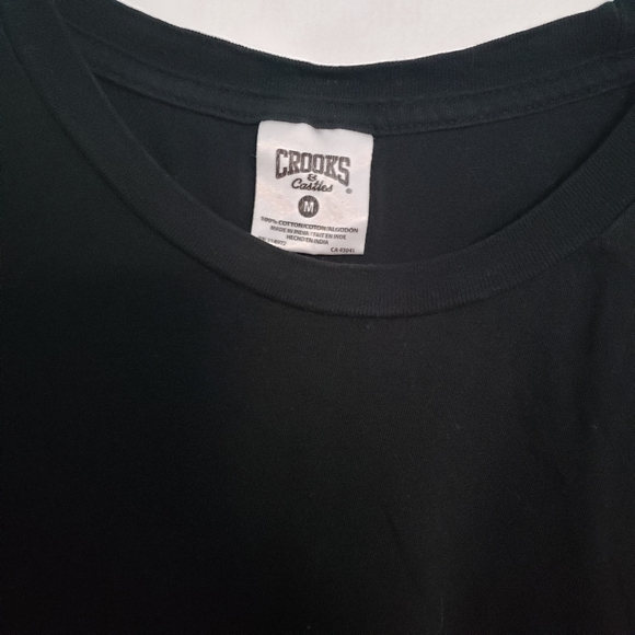 🎁FREE🎁 CROOKS & Castles T-shirt - size M, black - Picture 3 of 3